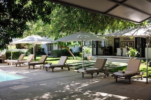 Fachada de la propiedad