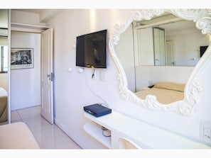 Apartamento Business, 1 habitación | 1 dormitorio, tabla de planchar con plancha, wifi gratis