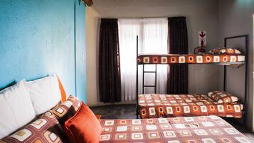 Rondavel (Family Room)