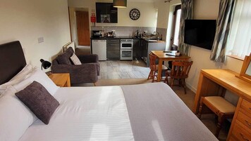 Suite, Ensuite | 1 bedroom, WiFi