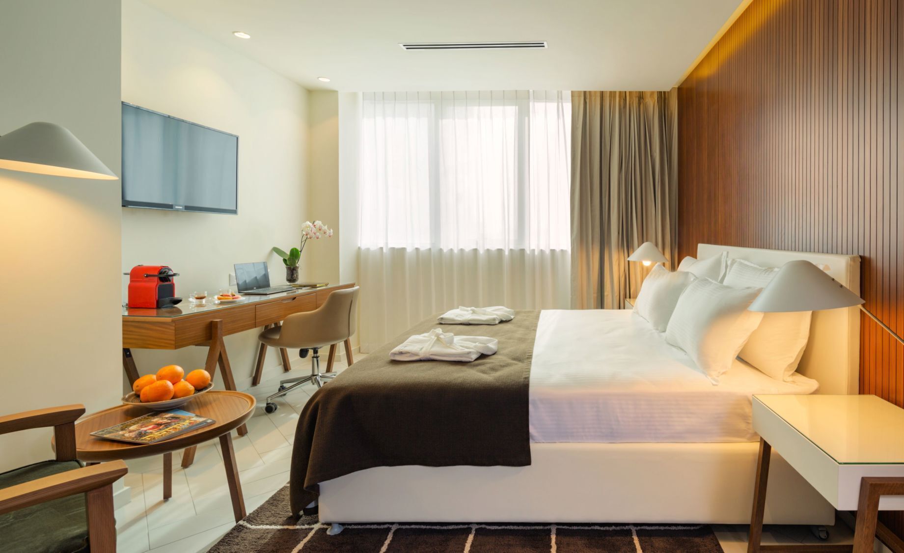 Minibar, in-room safe, desk, soundproofing