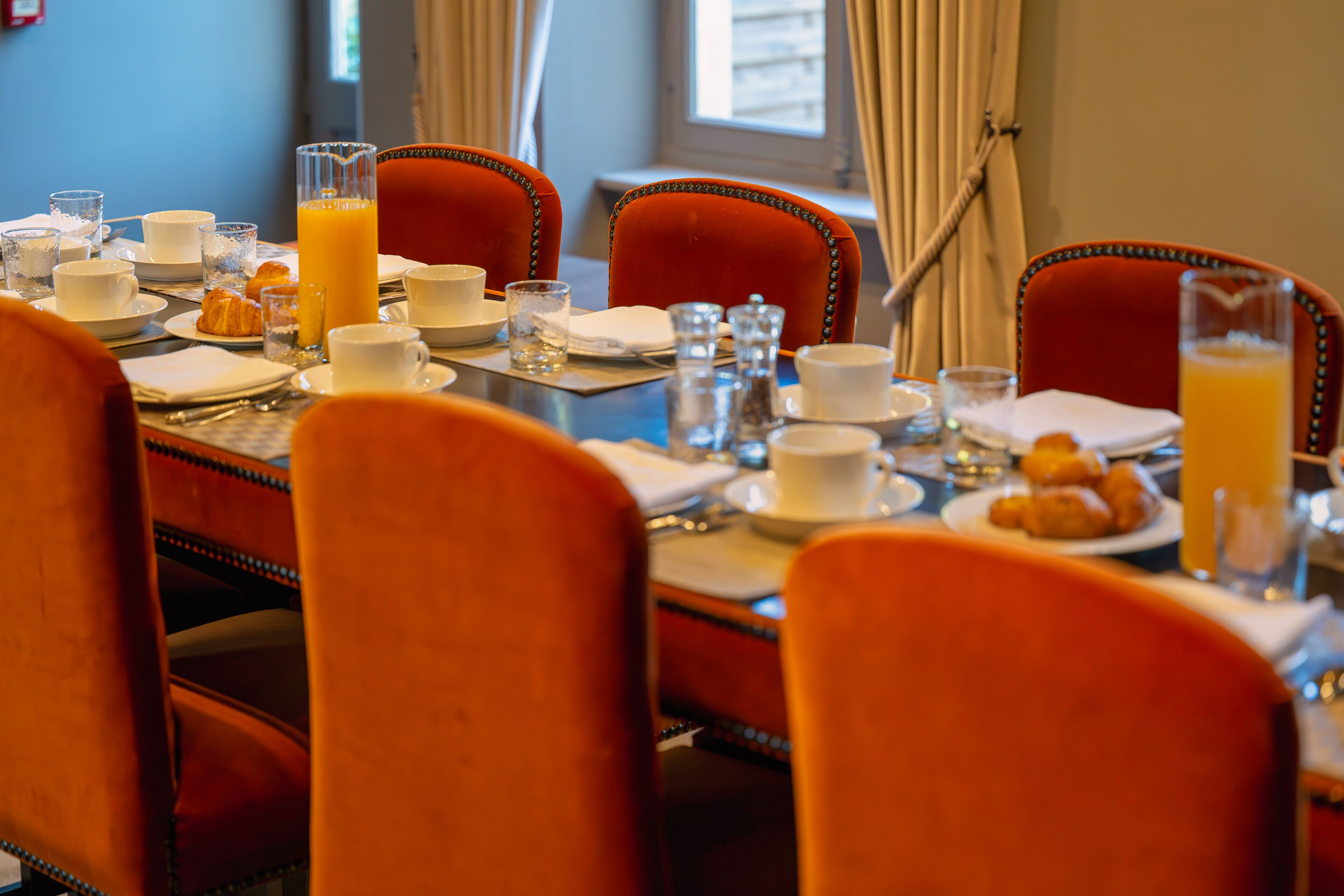 Daily buffet breakfast (EUR 16 per person)