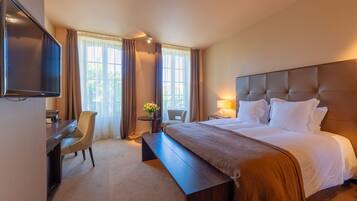 Standaard tweepersoonskamer | Luxe beddengoed, een minibar, een kluis op de kamer