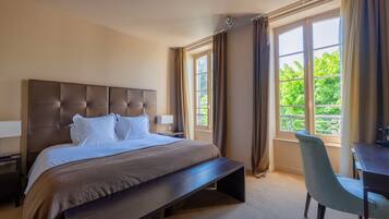 Literie de qualité supérieure, minibar, coffres-forts dans les chambres