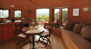 Private kitchen - Leshiba Mountain Retreats (Louis Trichardt)