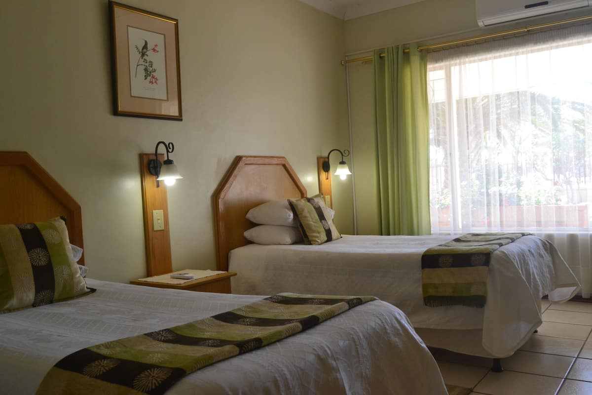 Type D - Family unit 2 bedroom: Sleep 5 | 1 bedroom, desk, iron/ironing board, free WiFi