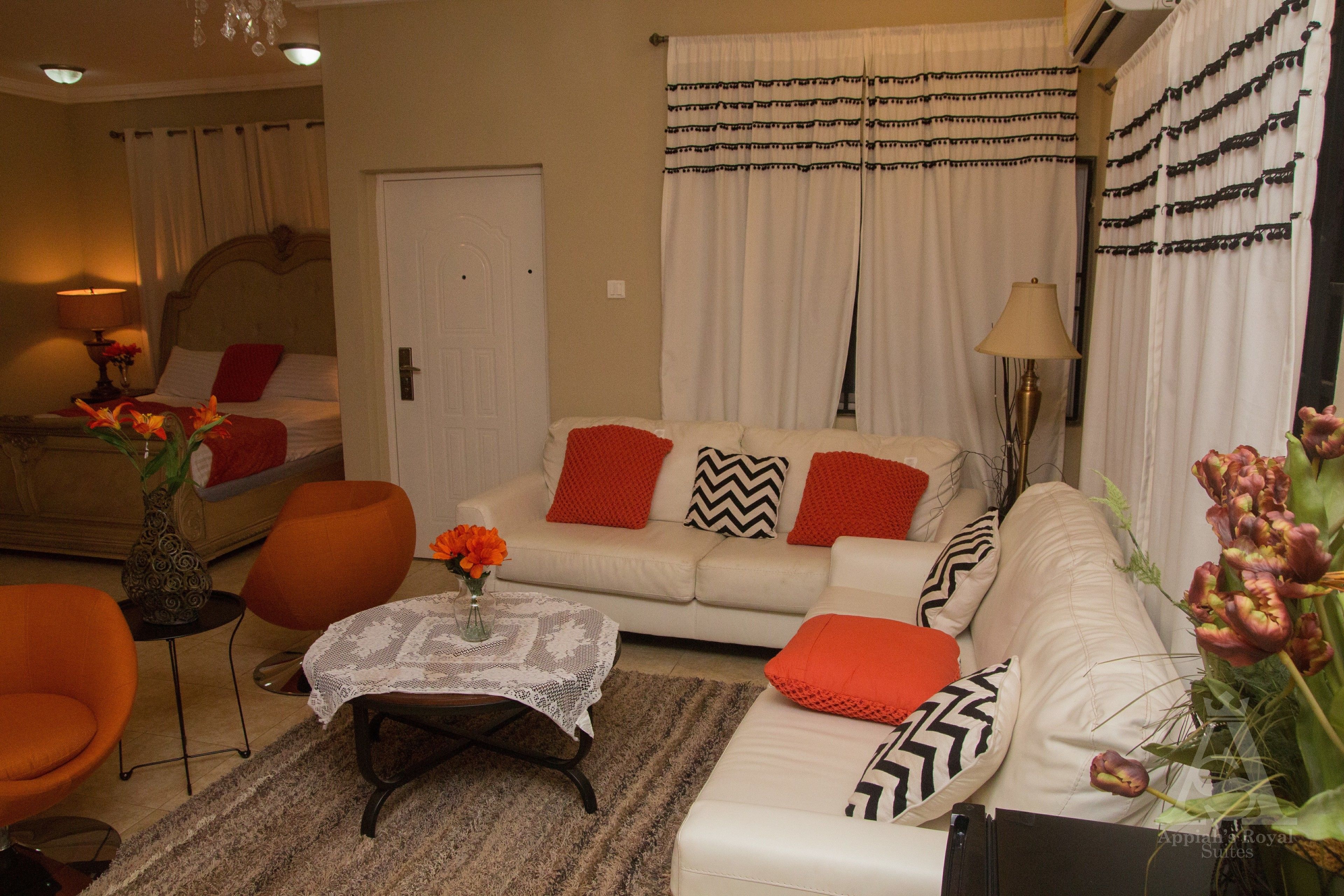 Executive Suite | Living area | Flat-screen TV