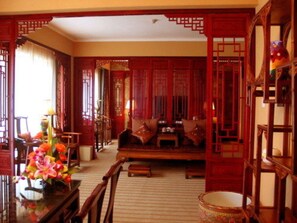 Lobby sitting area - Le Garden (Xi'an)