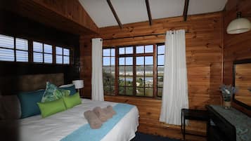 Lagoon Cottage | Premium bedding, individually decorated, individually furnished, desk