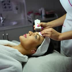 Phòng tắm hơi, bồn tắm thủy lực, trị liệu toàn thân