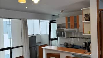 Comfort Apartment, 3 Bedrooms | Dining room