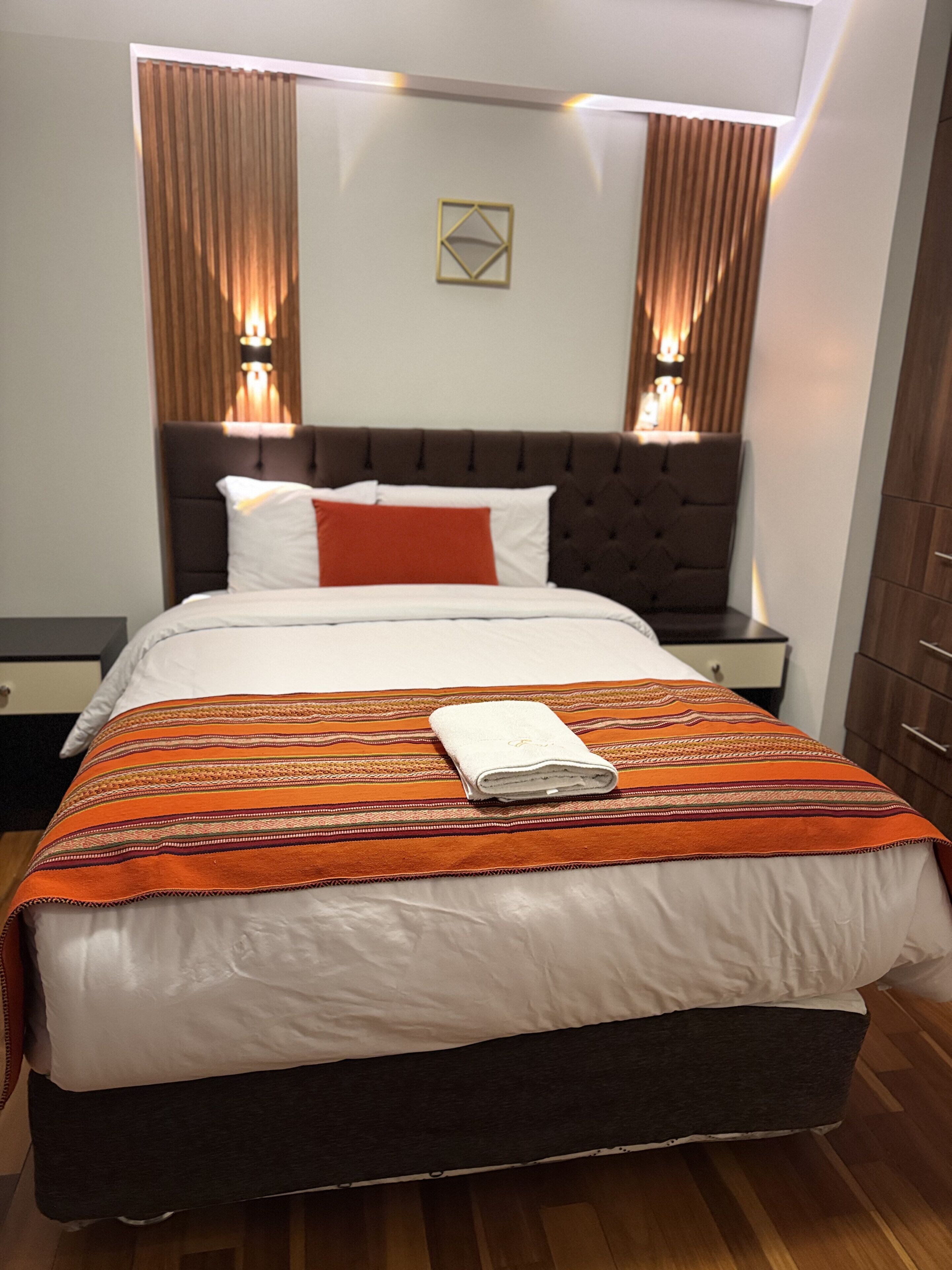 Comfort Apartment, 3 Bedrooms | 3 bedrooms, down duvets, desk, iron/ironing board