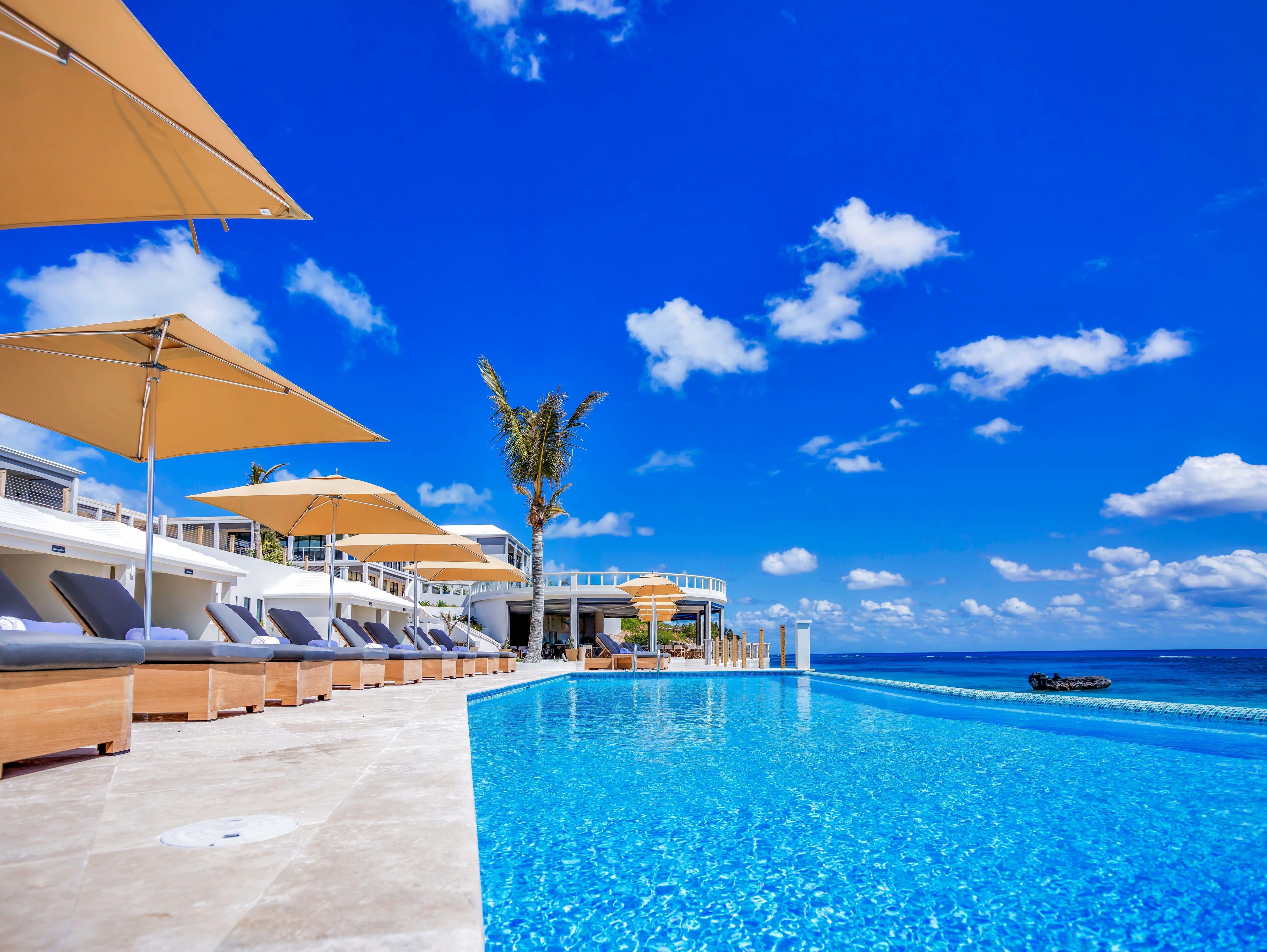 2 outdoor pools, pool cabanas (surcharge), pool umbrellas