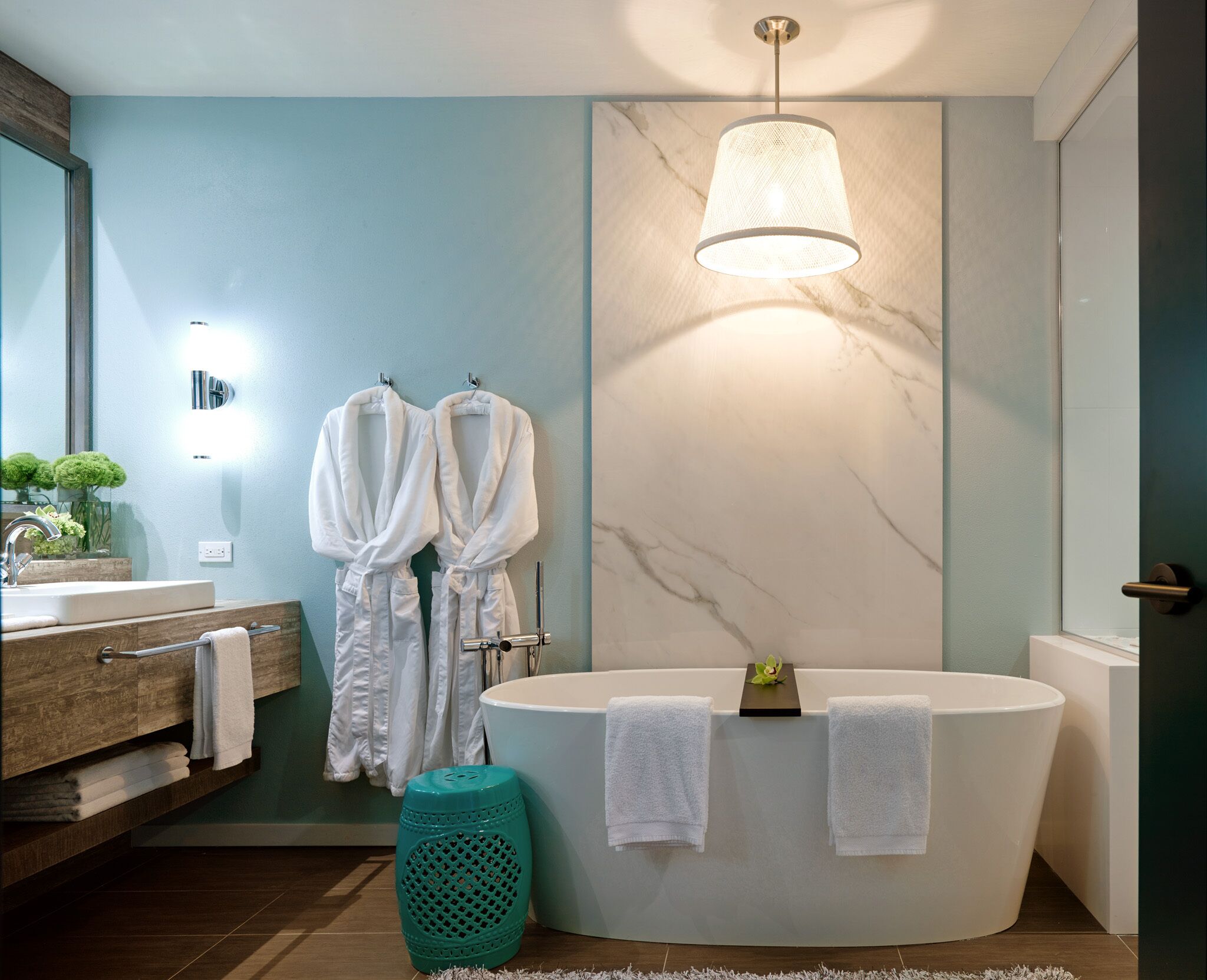 separate bathtub and shower, free toiletries, hair dryer, bathrobes