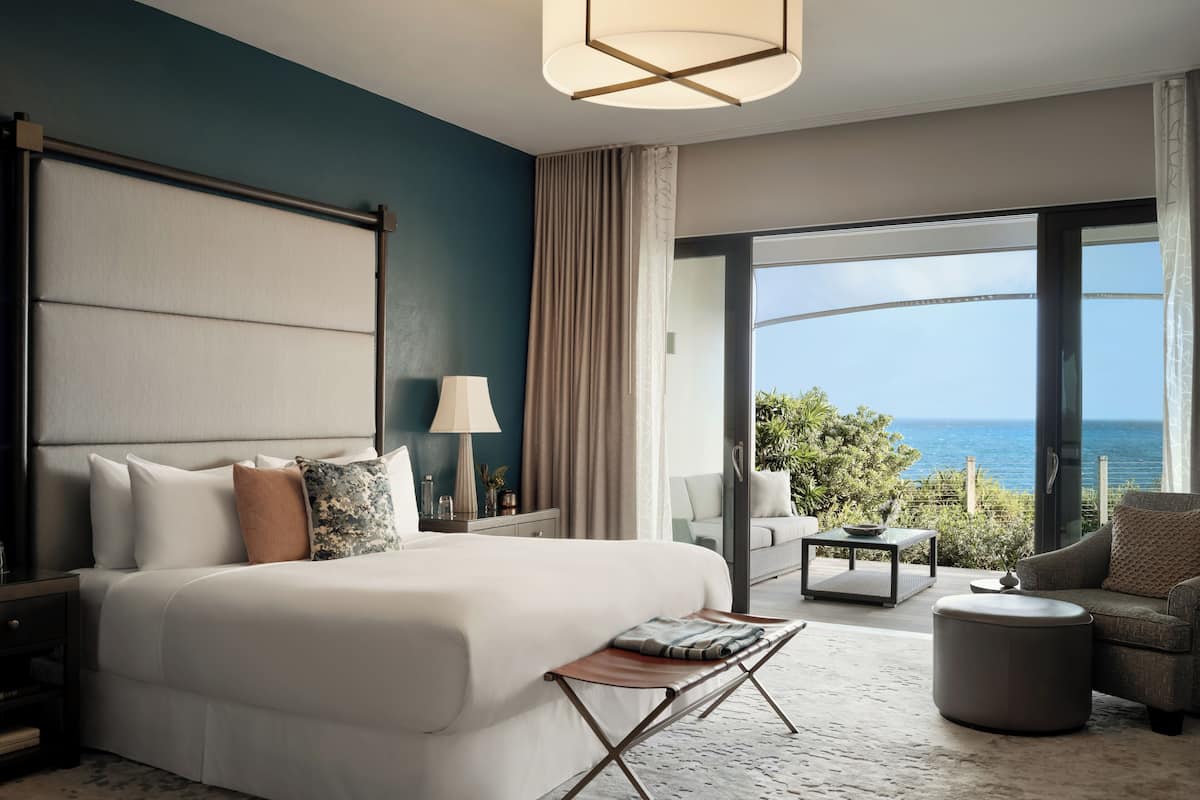 Minibar, in-room safe, desk, soundproofing