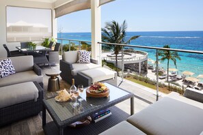 In-room safe, soundproofing, iron/ironing board, free WiFi - The Loren at Pink Beach (Smith's Parish)