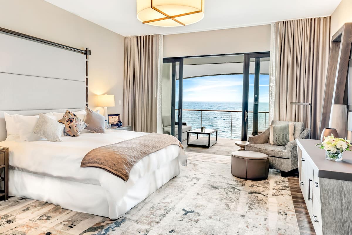 King Balcony Suite