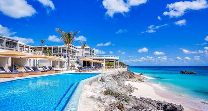 The Loren at Pink Beach