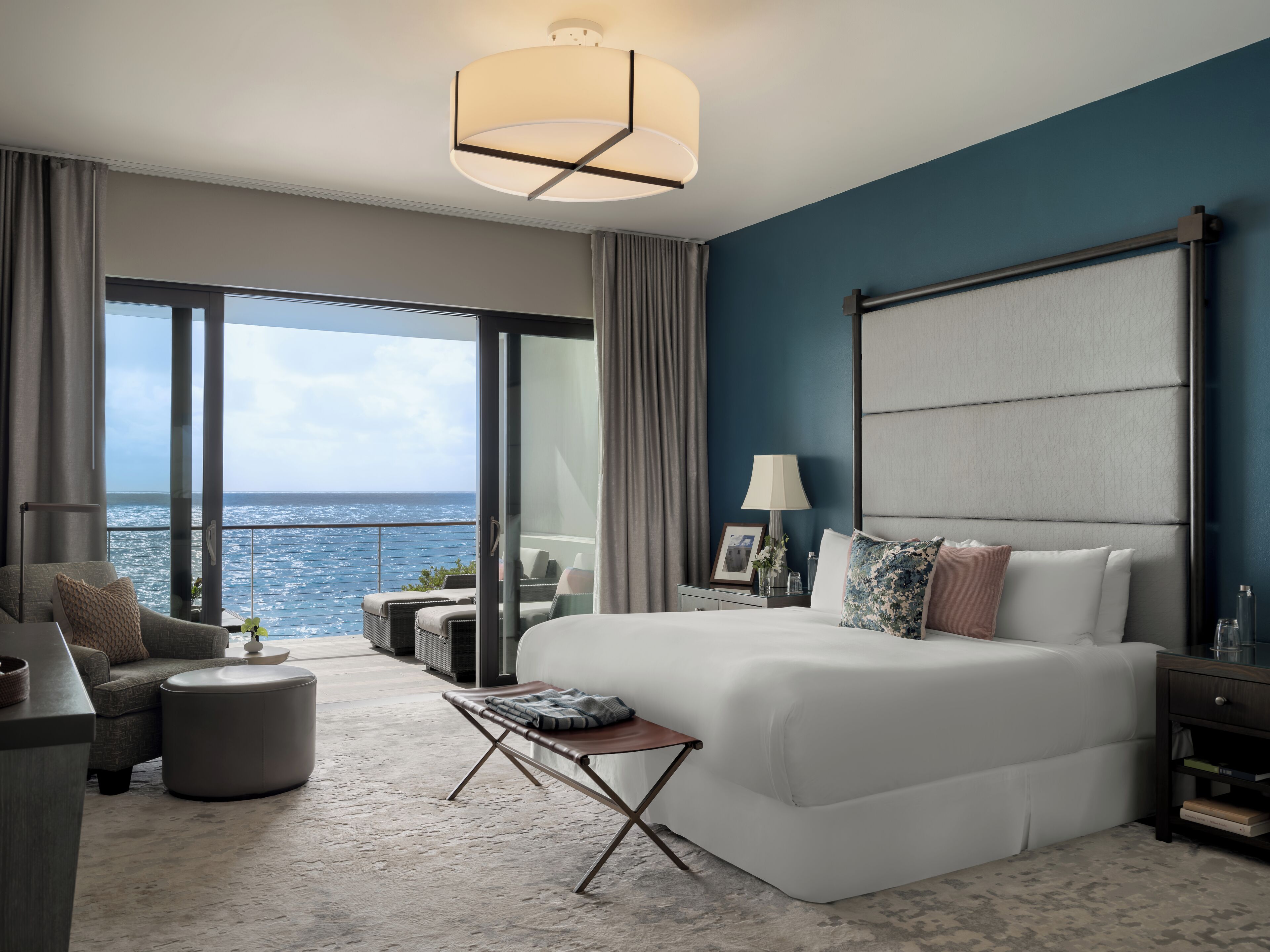 Minibar, in-room safe, desk, soundproofing