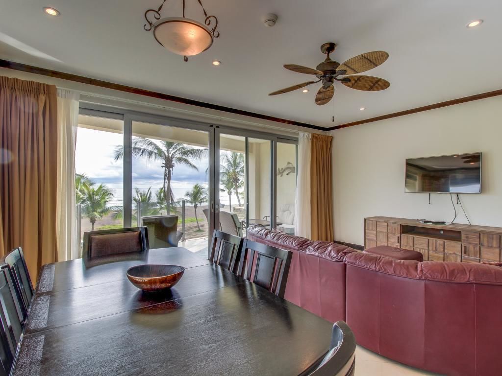 Apartment, 3 Bedrooms | In-room dining
