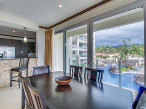 Apartment, 3 Bedrooms | In-room dining - Diamante del Sol 203N (Jacó)
