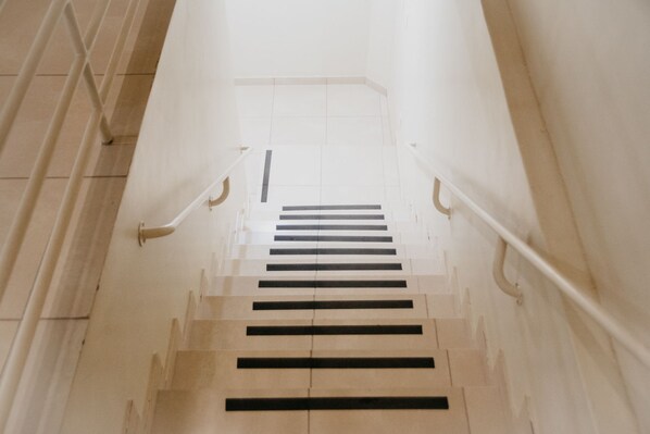 Minibar, rideaux occultants, Wi-Fi gratuit