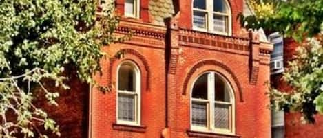 Voorkant van accommodatie