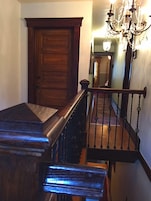 Suite familiar, baño privado (Trey Run #5) | Decoración individual y mobiliario individual