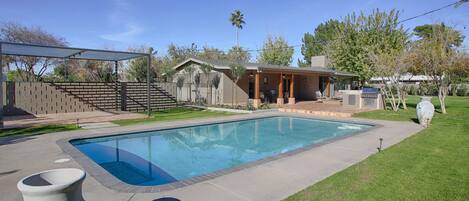 Apartment, 3 Bedrooms | Outdoor pool