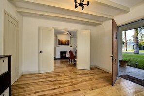 Apartment, 4 Bedrooms | Property entrance - PX002 4 Bedroom Apartment By Senstay (Phoenix)