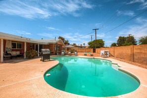 Apartment, 5 Bedrooms | Outdoor pool