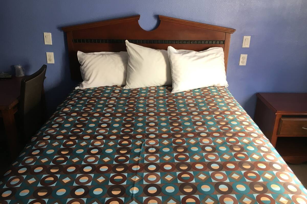 Habitación doble | Escritorio y wifi gratis