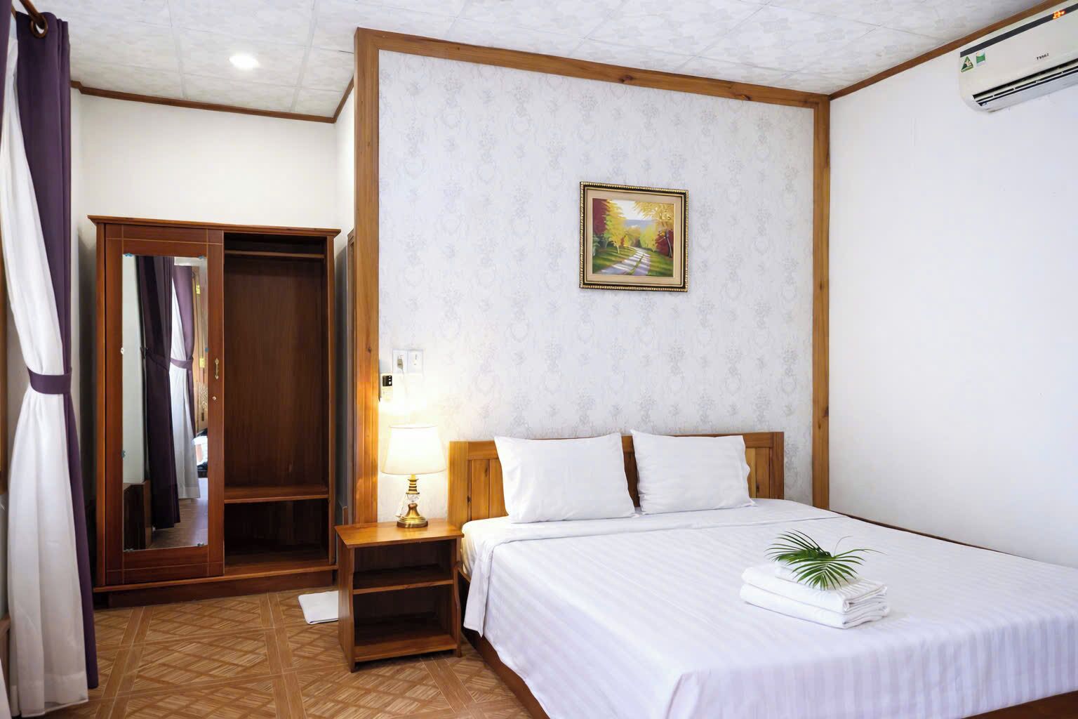 Standard Bungalow, Pool View