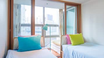 Family Apartment | Private kitchen | Full-sized fridge, microwave, stovetop, coffee/tea maker