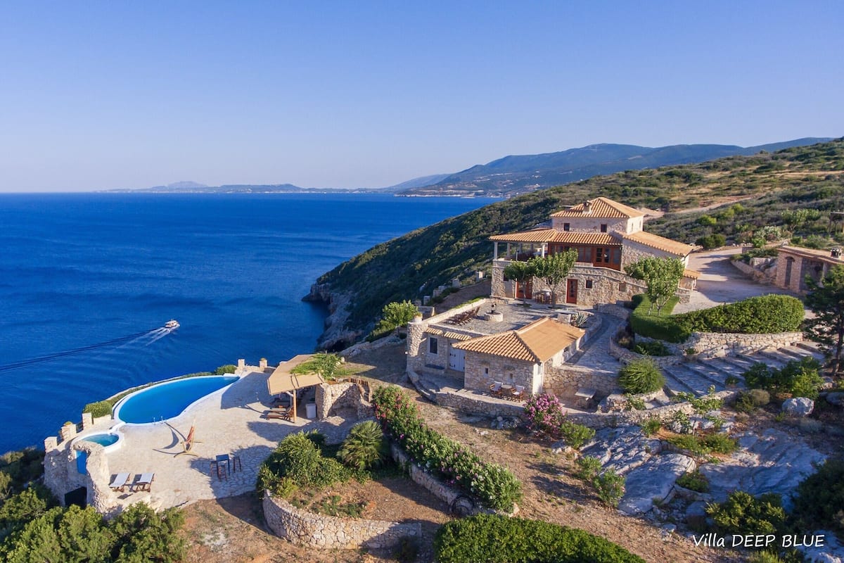 Blue Caves Villas | 4-bedroom Villa DEEP BLUE | Utsikt mot strand/hav