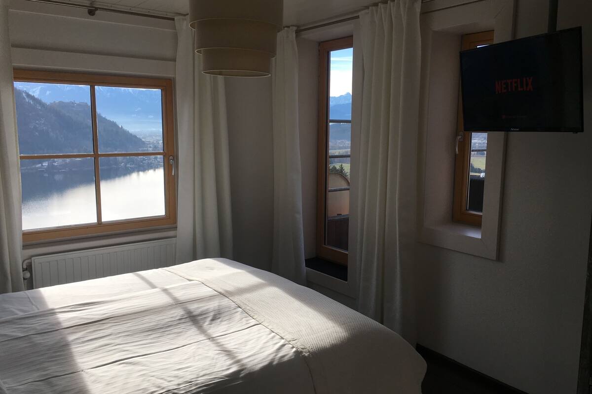 Dubbelrum - terrass - sjöutsikt | Minibar, wi-fi och sängkläder