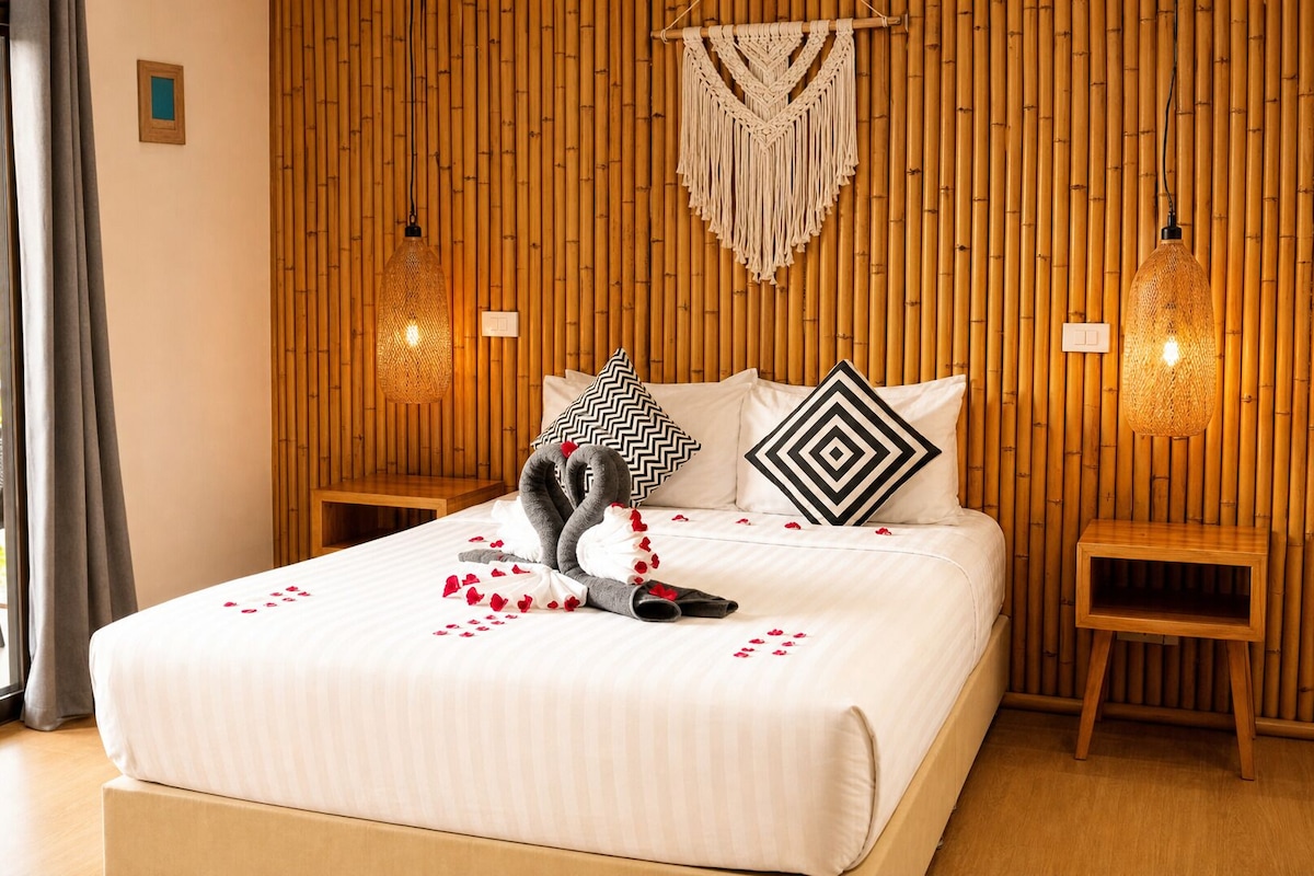Garden View Bungalow | Premium bedding, minibar, in-room safe, desk