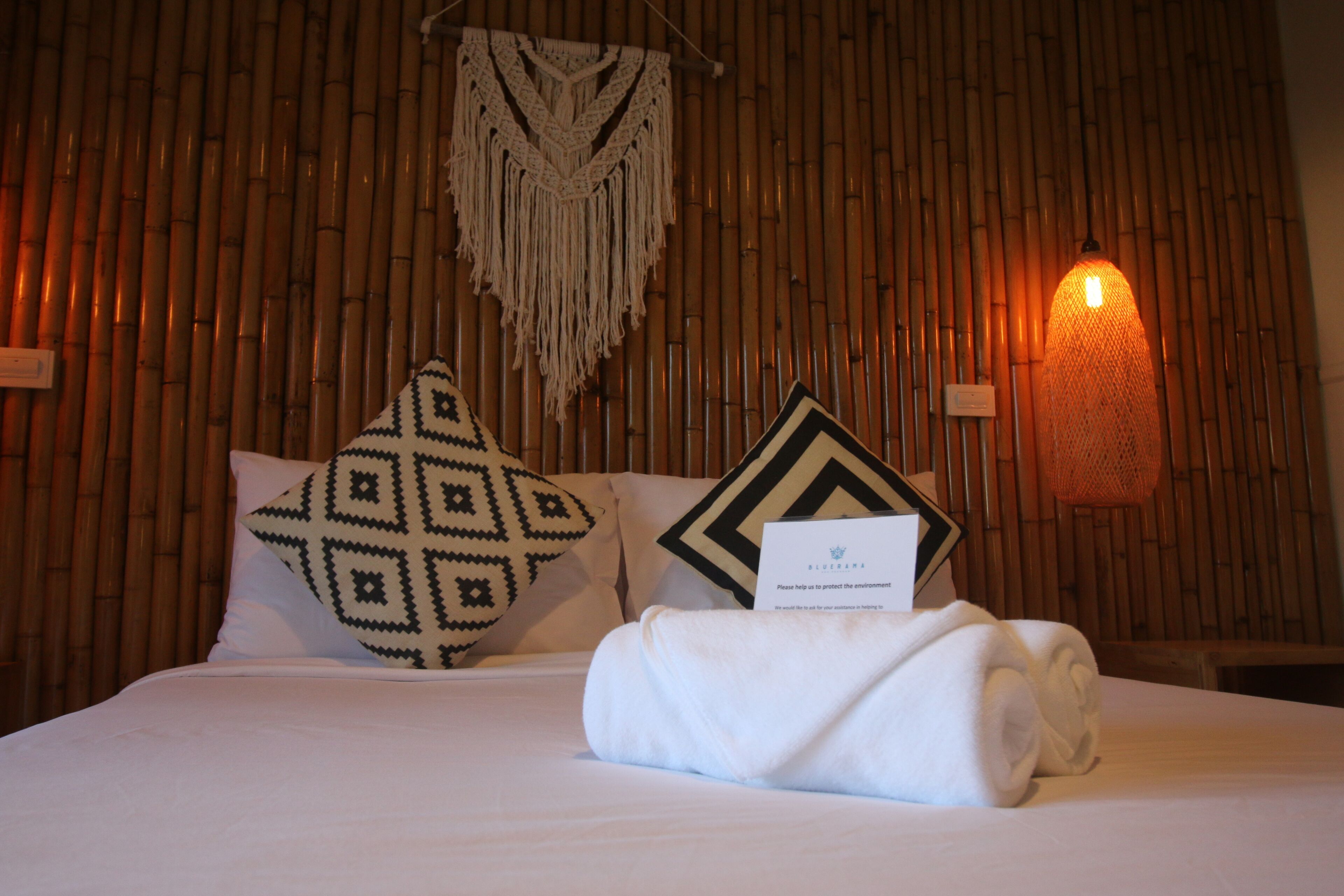 sea view bungalow | premium bedding, minibar, in-room safe, desk