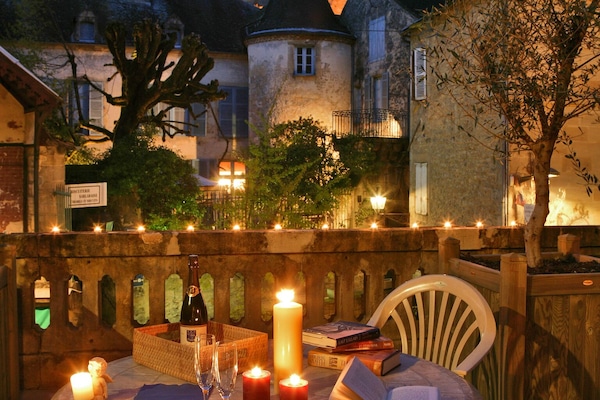 Classic Double Room, 1 Queen Bed, Terrace (2 Pers La Boetie) | View from room