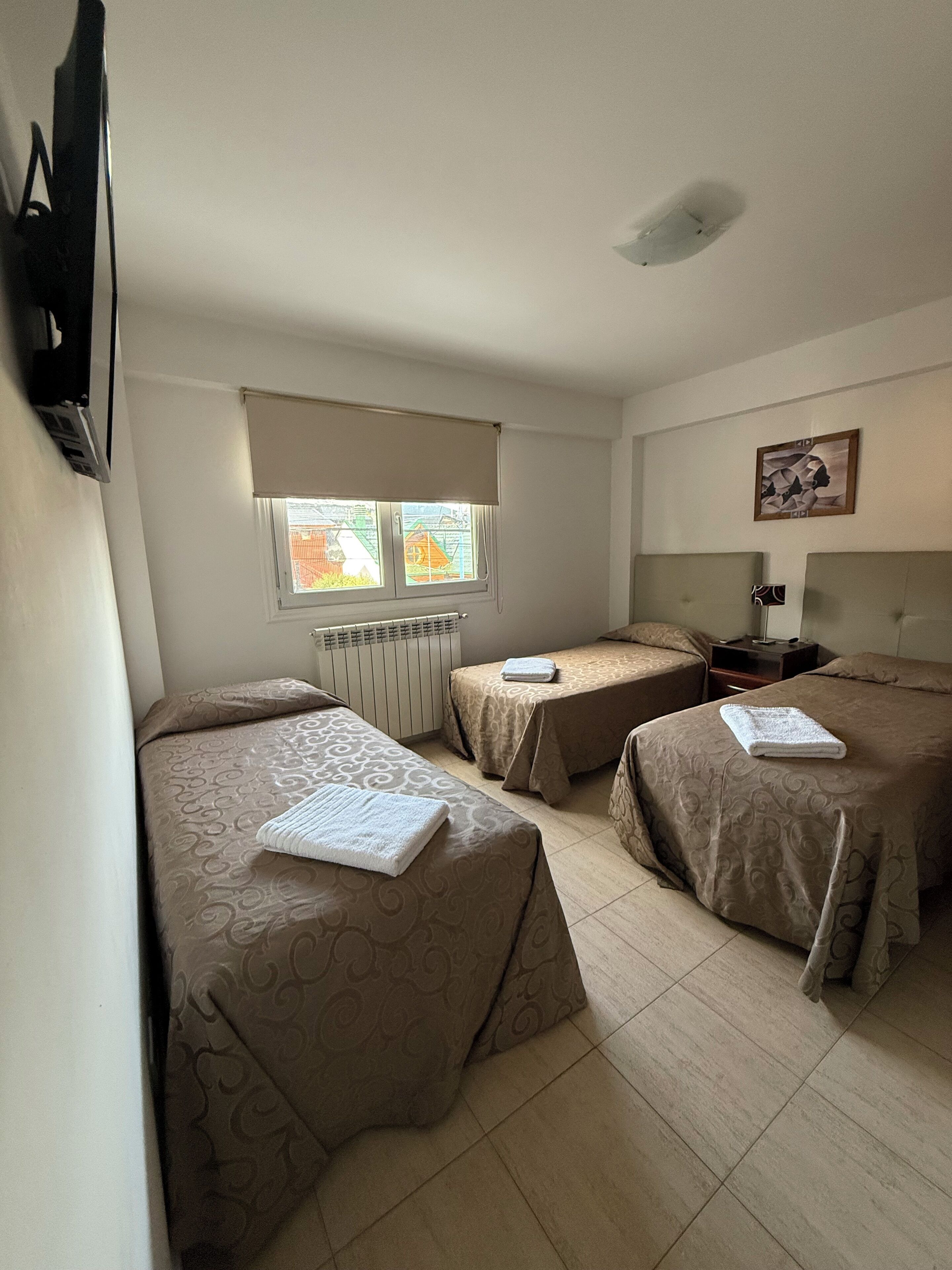 Grand Apartment, 2 Bedrooms, 2 Bathrooms, Mountain View | Egyptian cotton sheets, premium bedding, in-room safe