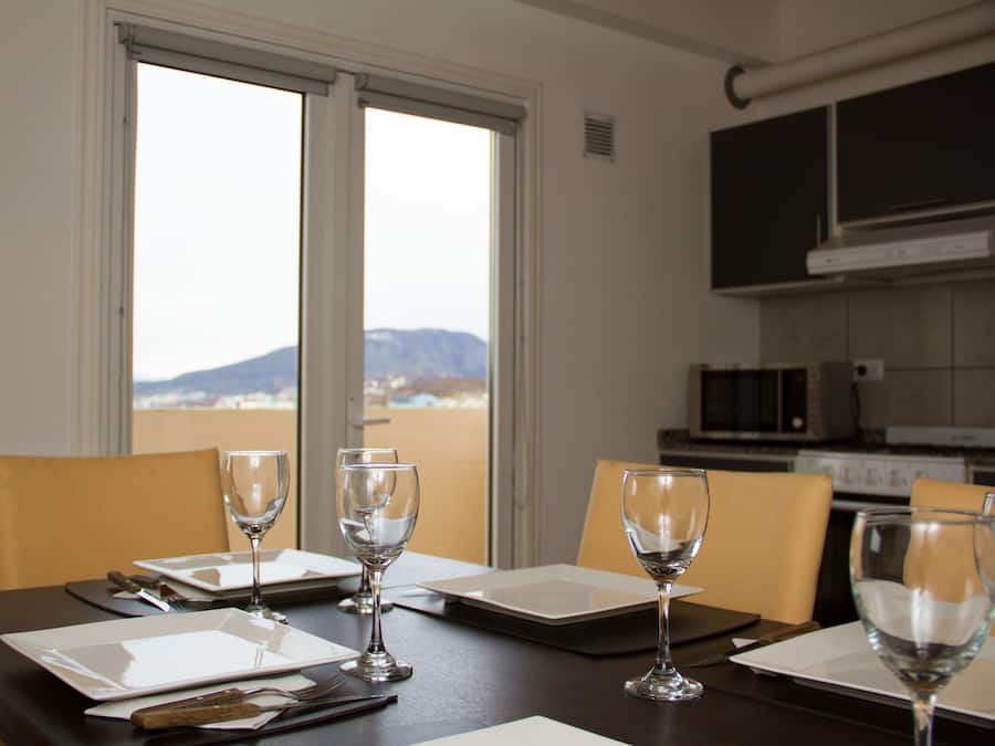 Familienapartment, 1 Schlafzimmer, Meerblick | Eigene Küche | Großer Kühlschrank, Mikrowelle, Ofen, Herdplatte