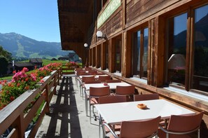 Balcony - Hotel Roc et Neige (Chateau-d'Oex)
