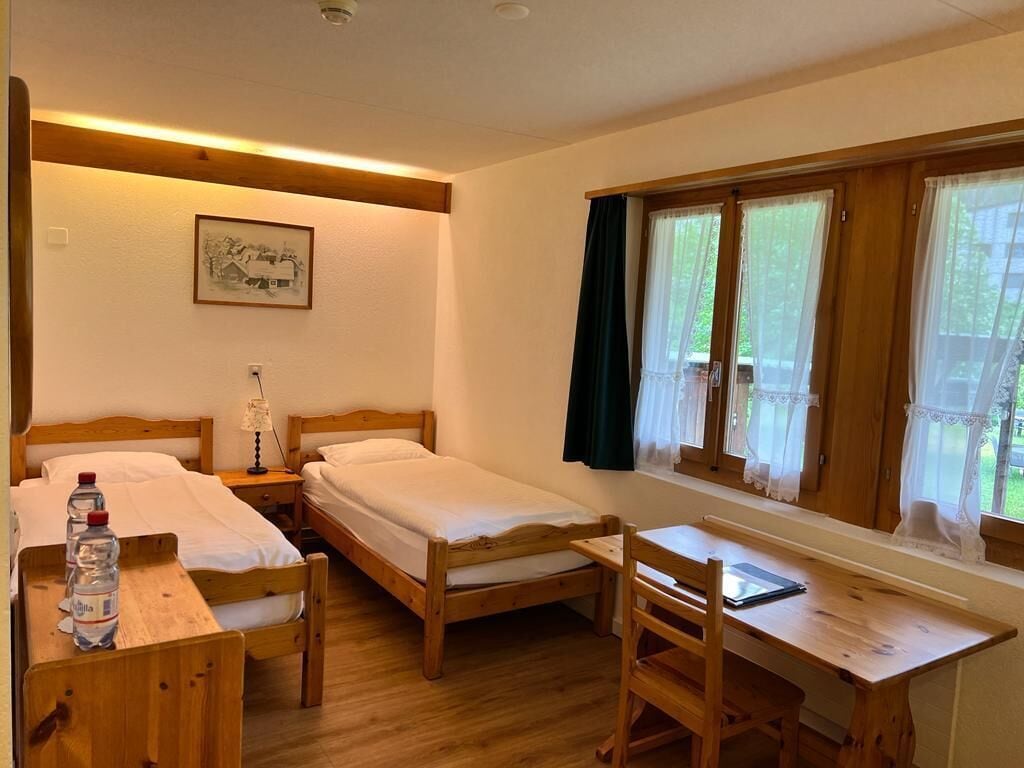 twin room | desk, blackout curtains, free cots/infant beds, rollaway beds