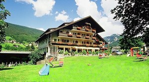 Front of property - Hotel Rodes (Castelrotto)