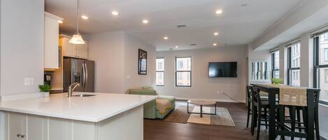Apartment, 2 Bedrooms | Private kitchen | Fridge, microwave, coffee/tea maker