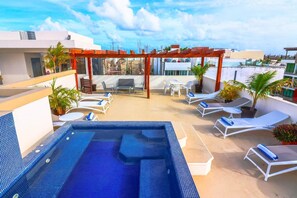 Villa, 6 habitaciones | Alberca al aire libre