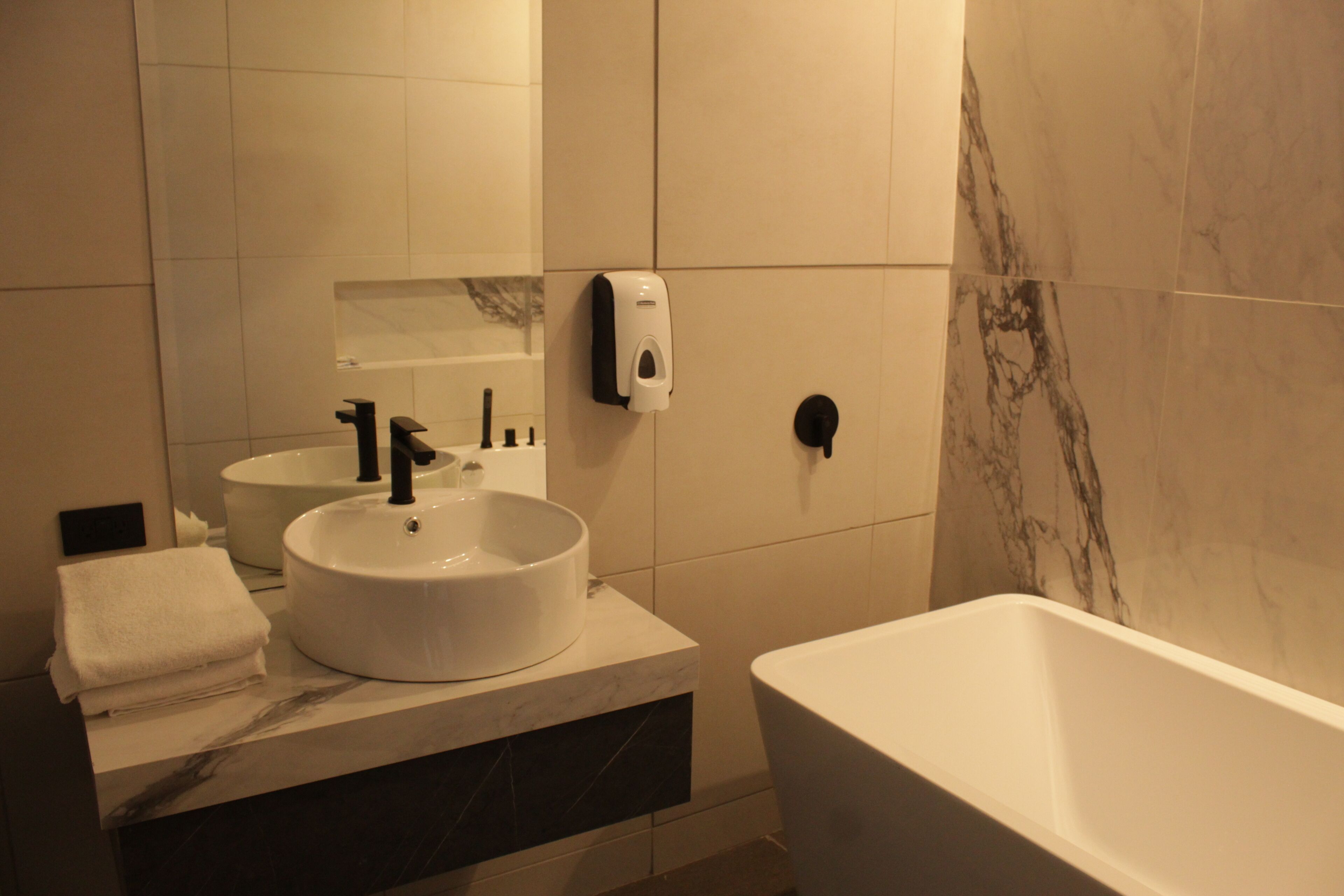 Photo - DC Suites Aeropuerto