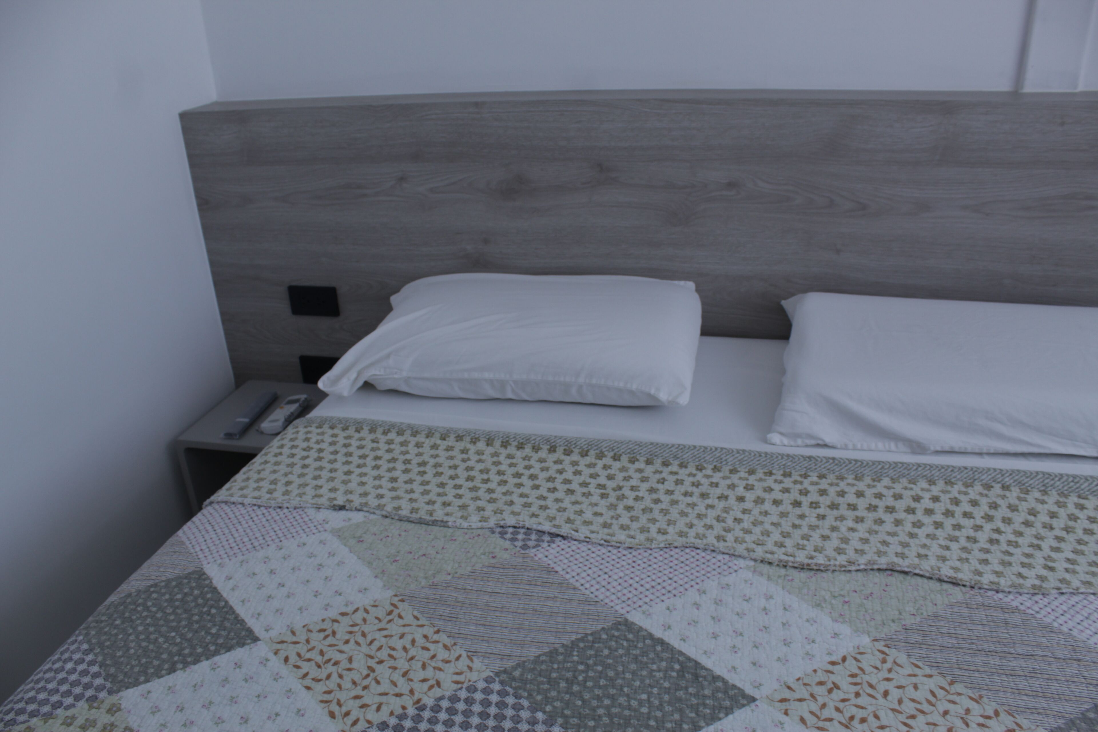 Deluxe-værelse - 1 queensize-seng - badekar | Skrivebord, mørklægningsgardiner, gratis Wi-Fi