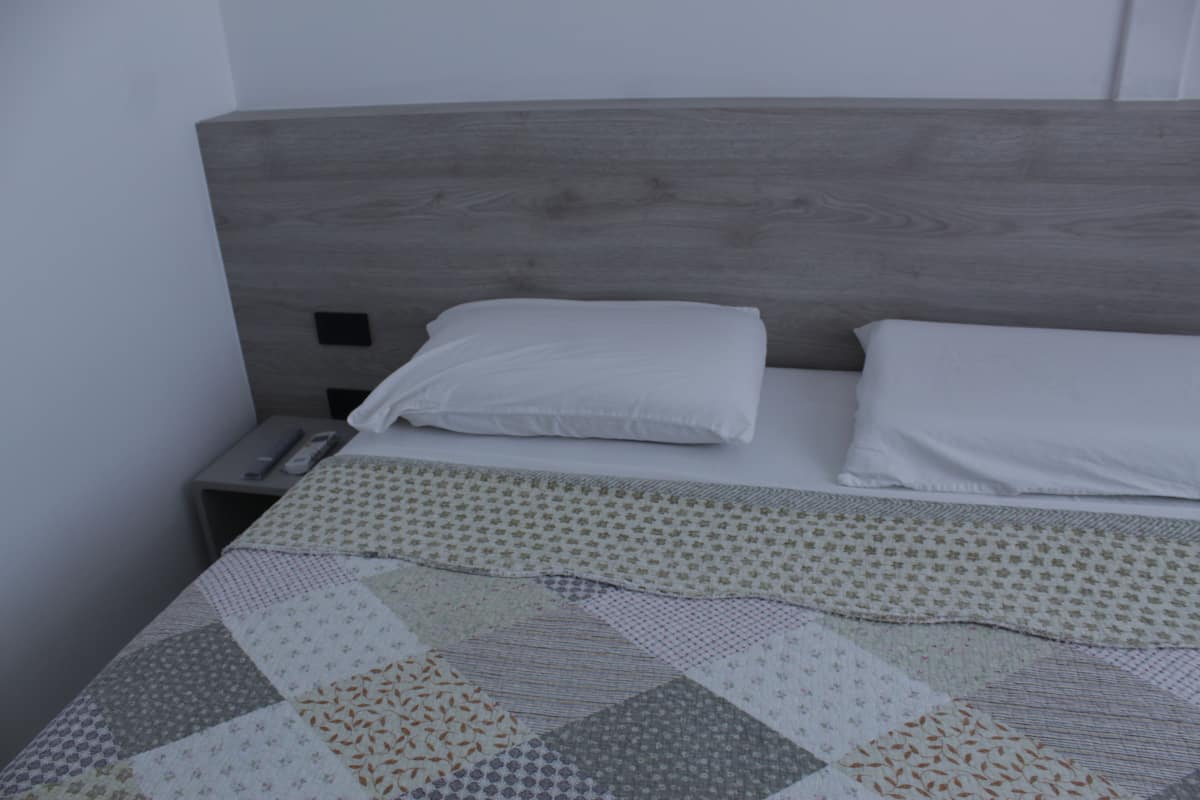 Habitación Deluxe, 1 cama de matrimonio, bañera | Escritorio, cortinas opacas, wifi gratis