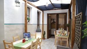 Unclassified image, 3 of 37, button - Villa Teresa (Santa Teresa di Riva)